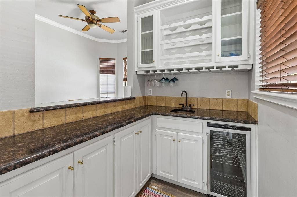 4624 Hallmark Drive, Plano, TX 75024 4624 Hallmark Drive, Plano, TX 75024