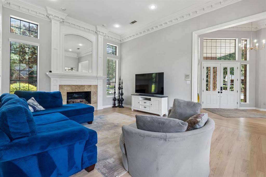 4624 Hallmark Drive, Plano, TX 75024 4624 Hallmark Drive, Plano, TX 75024