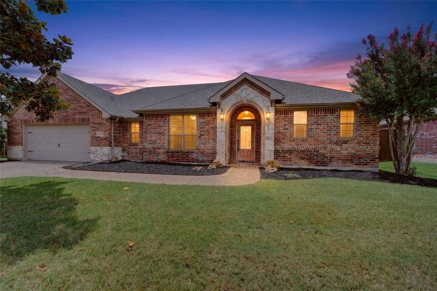 Property photo for 105 Elmwood Trail, Forney, TX