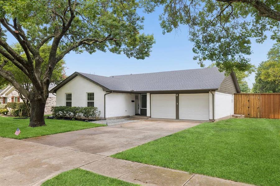 Property photo for 8711 Hackney Lane, Dallas, TX