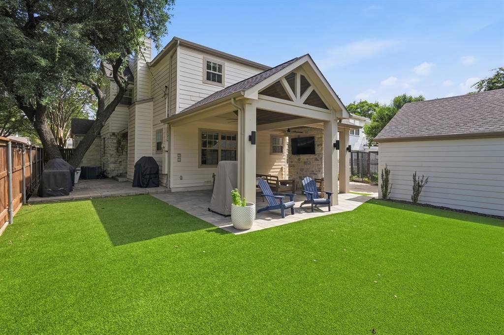 6120 Kenwood Avenue, Dallas, TX 75214
