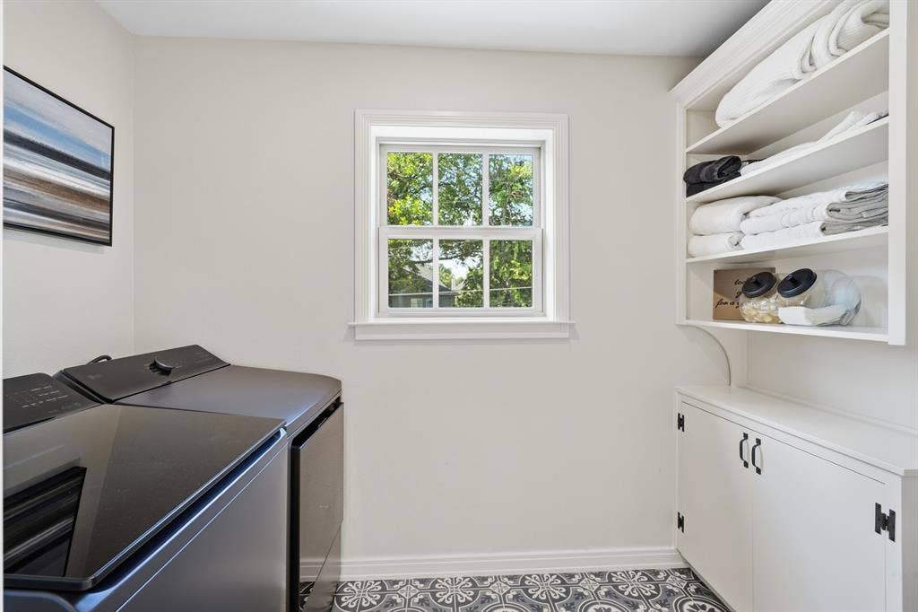 6120 Kenwood Avenue, Dallas, TX 75214