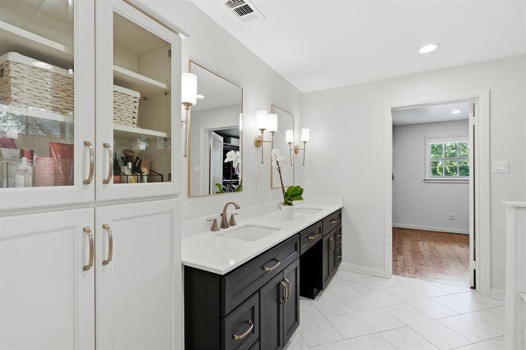 6120 Kenwood Avenue, Dallas, TX 75214