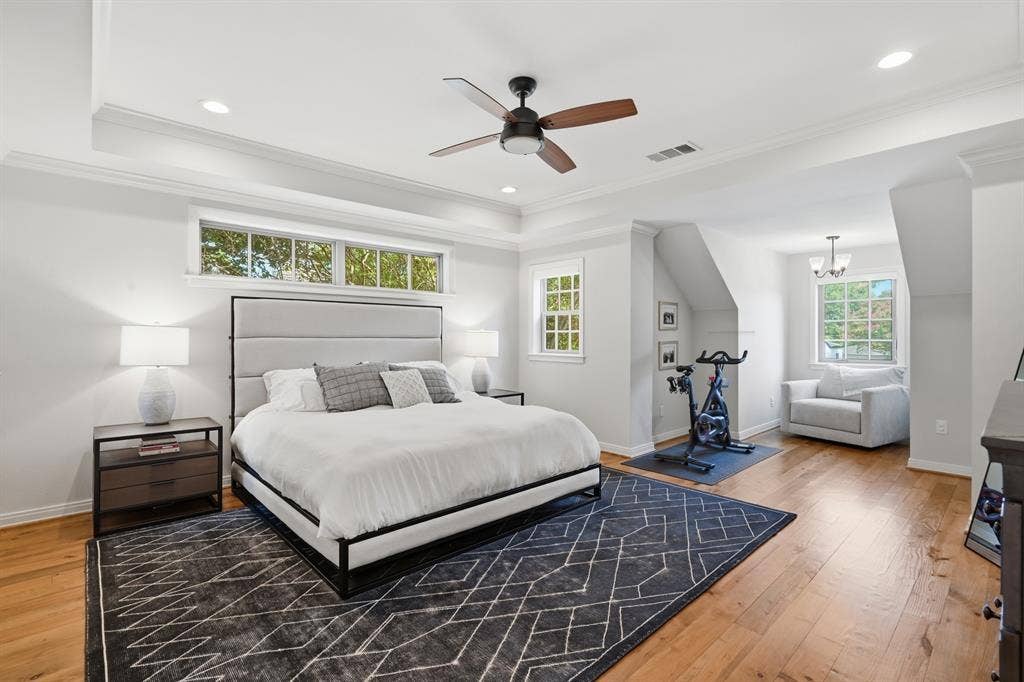 6120 Kenwood Avenue, Dallas, TX 75214