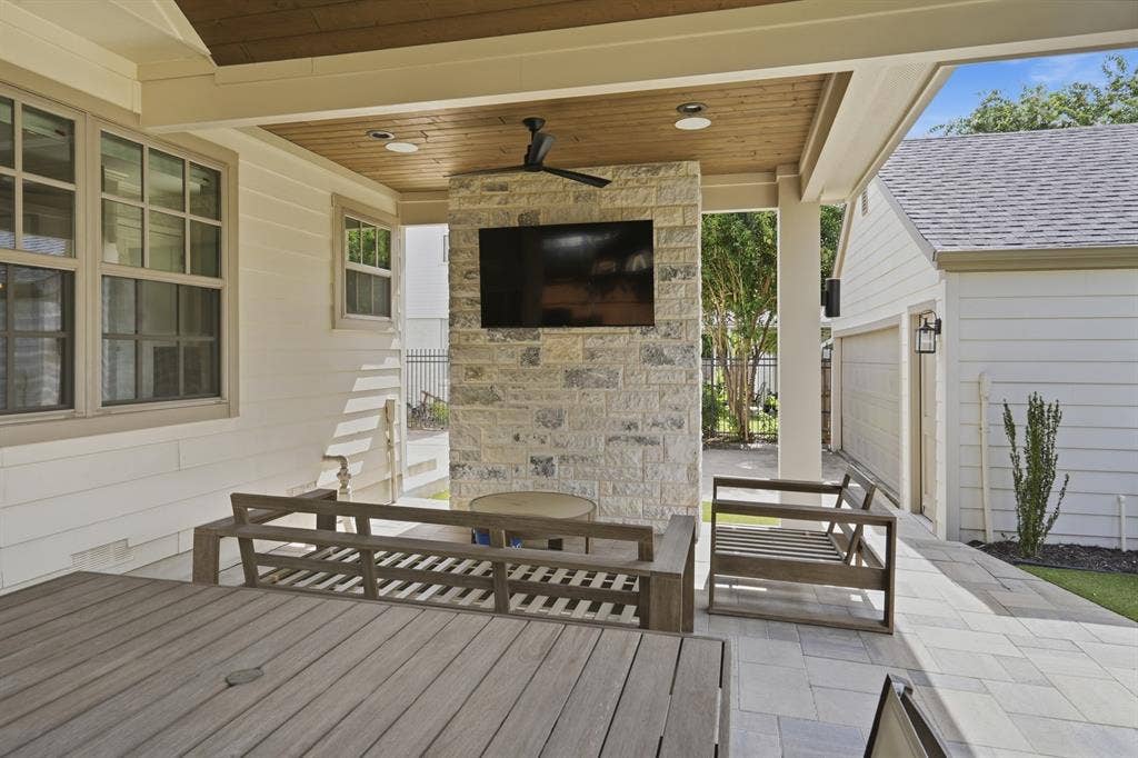 6120 Kenwood Avenue, Dallas, TX 75214