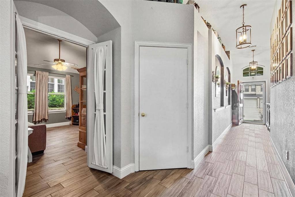 600 Crystal Falls Drive, McKinney, TX 75071 600 Crystal Falls Drive, McKinney, TX 75071
