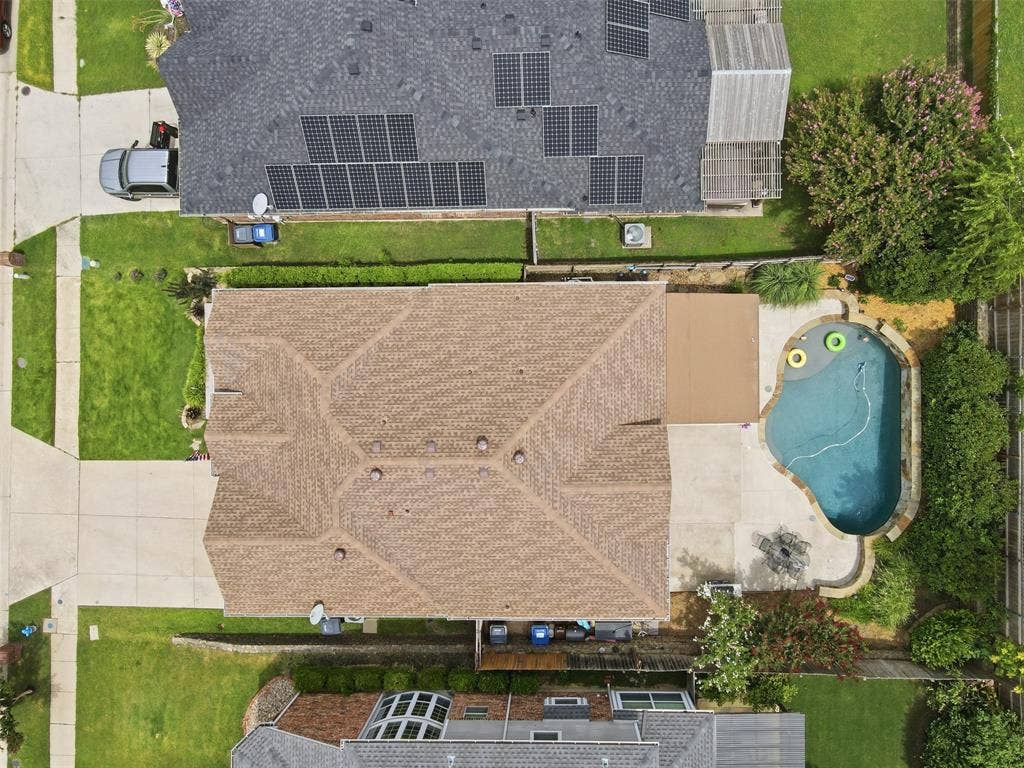 600 Crystal Falls Drive, McKinney, TX 75071 600 Crystal Falls Drive, McKinney, TX 75071