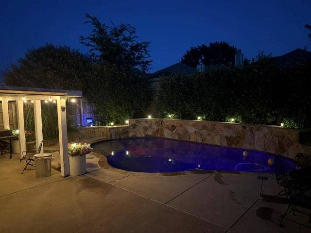 600 Crystal Falls Drive, McKinney, TX 75071 night view w lights