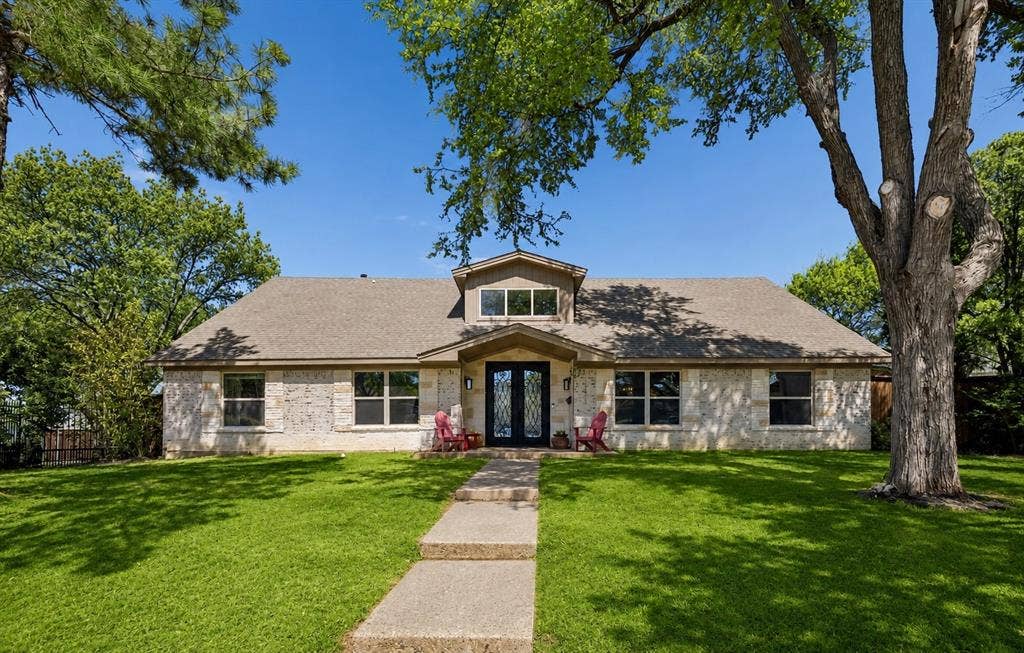 1433 Lincoln Place, Carrollton, TX 75006 1433 Lincoln Place, Carrollton, TX 75006