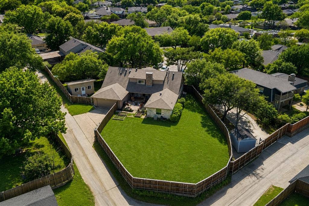 1433 Lincoln Place, Carrollton, TX 75006 1433 Lincoln Place, Carrollton, TX 75006