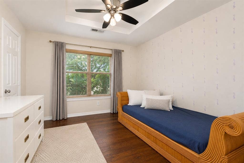 1433 Lincoln Place, Carrollton, TX 75006 1433 Lincoln Place, Carrollton, TX 75006