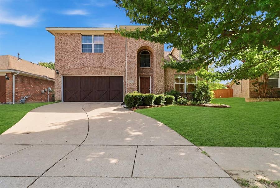 Property photo for 2004 Shannon Drive, McKinney, TX