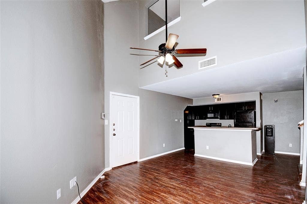 9831 Walnut Street, #209, Dallas, TX 75243 9831 Walnut Street, #209, Dallas, TX 75243