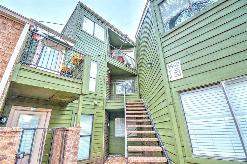9831 Walnut Street, #209, Dallas, TX 75243 9831 Walnut Street, #209, Dallas, TX 75243