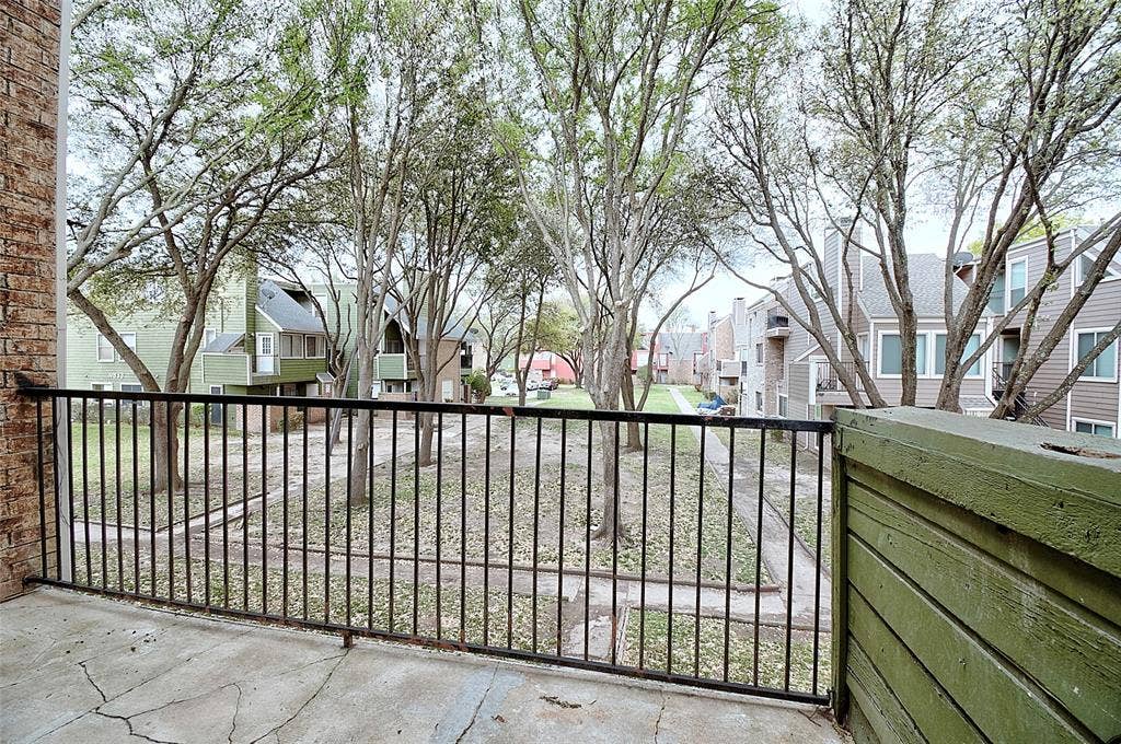 9831 Walnut Street, #209, Dallas, TX 75243 9831 Walnut Street, #209, Dallas, TX 75243