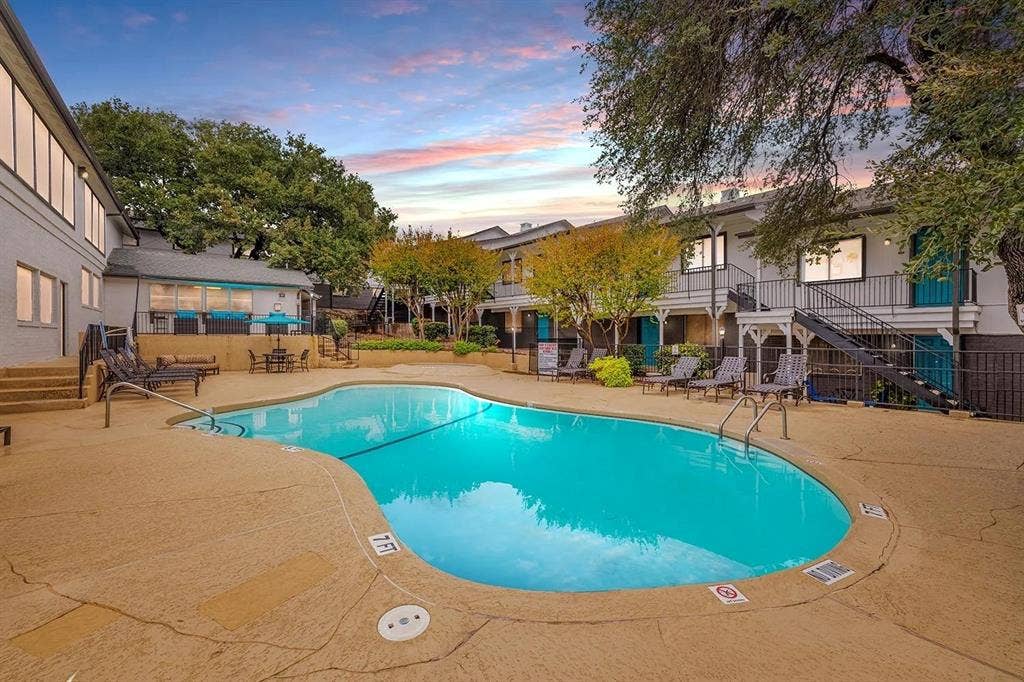 8100 N Mopac Expressway, #03-112, Austin, TX 78759 Half OFF on your rent for the next 4 months* PLUS $99 app & admin fee! * On select homes