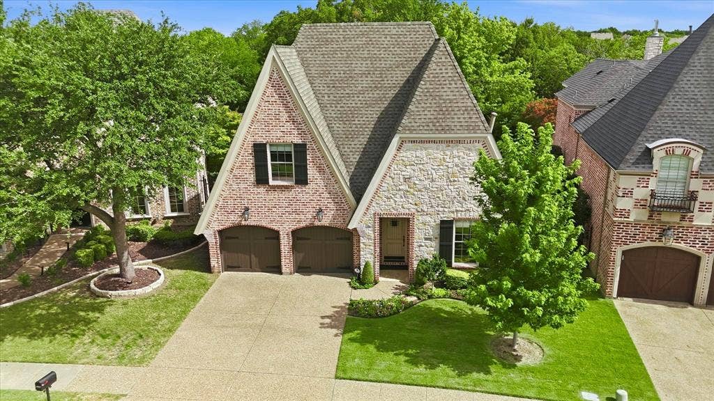 5572 FOARD DRIVE in a Private Gated Community