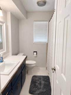 222 La Jolla Drive, Athens, TX 75751 Hall Bathroom