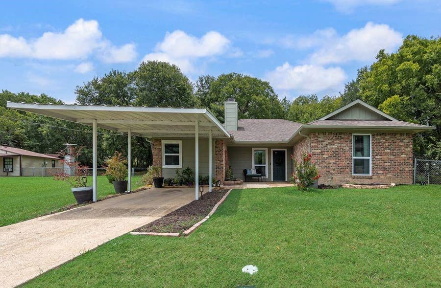Property photo for 521 Shore Drive, Wylie, TX
