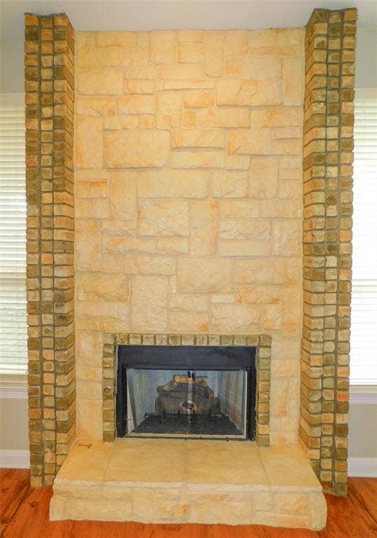 502 Hillcrest Lane, Krum, TX 76249