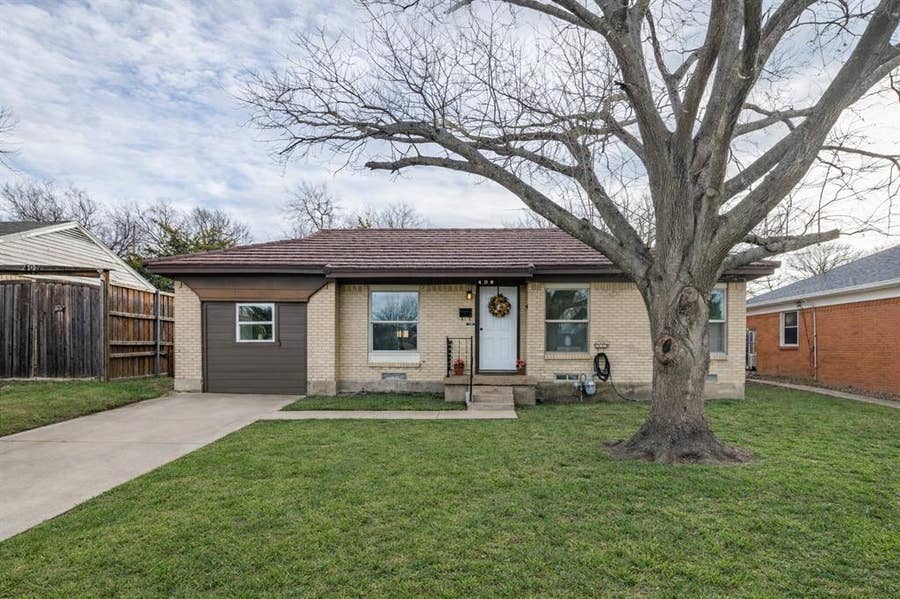 Property photo for 406 Freeman Street, Mesquite, TX