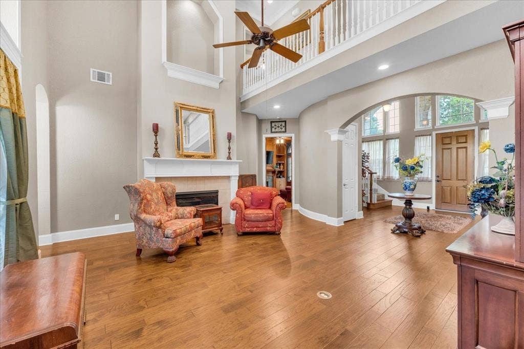 2201 Somerset, Midlothian, TX 76065 2201 Somerset, Midlothian, TX 76065