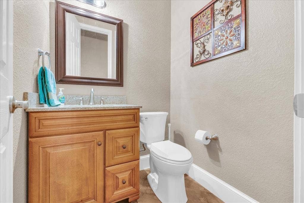 2201 Somerset, Midlothian, TX 76065 2201 Somerset, Midlothian, TX 76065