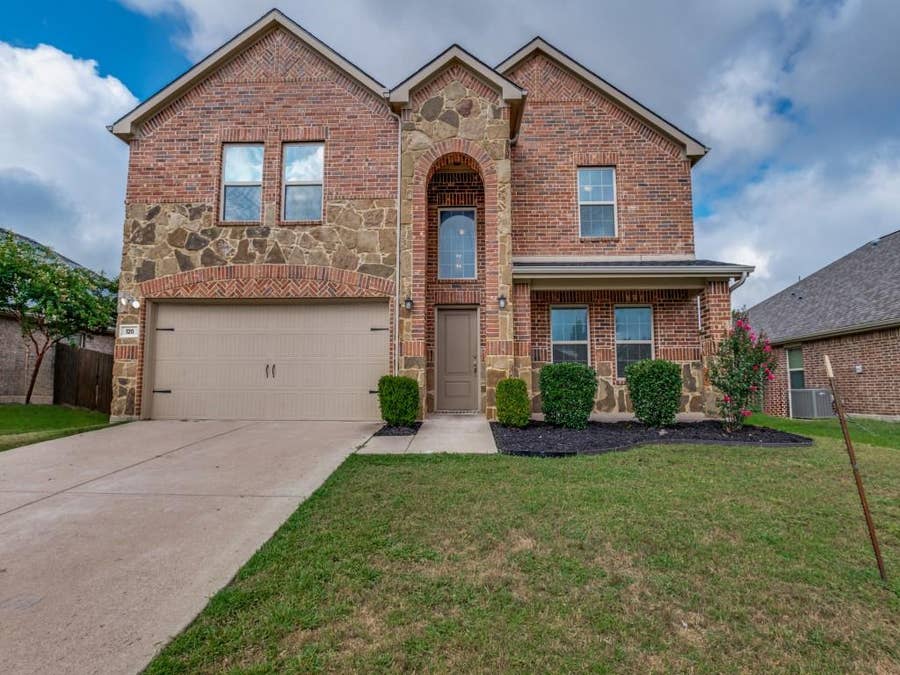 Property photo for 120 Rain Cloud Drive, Waxahachie, TX