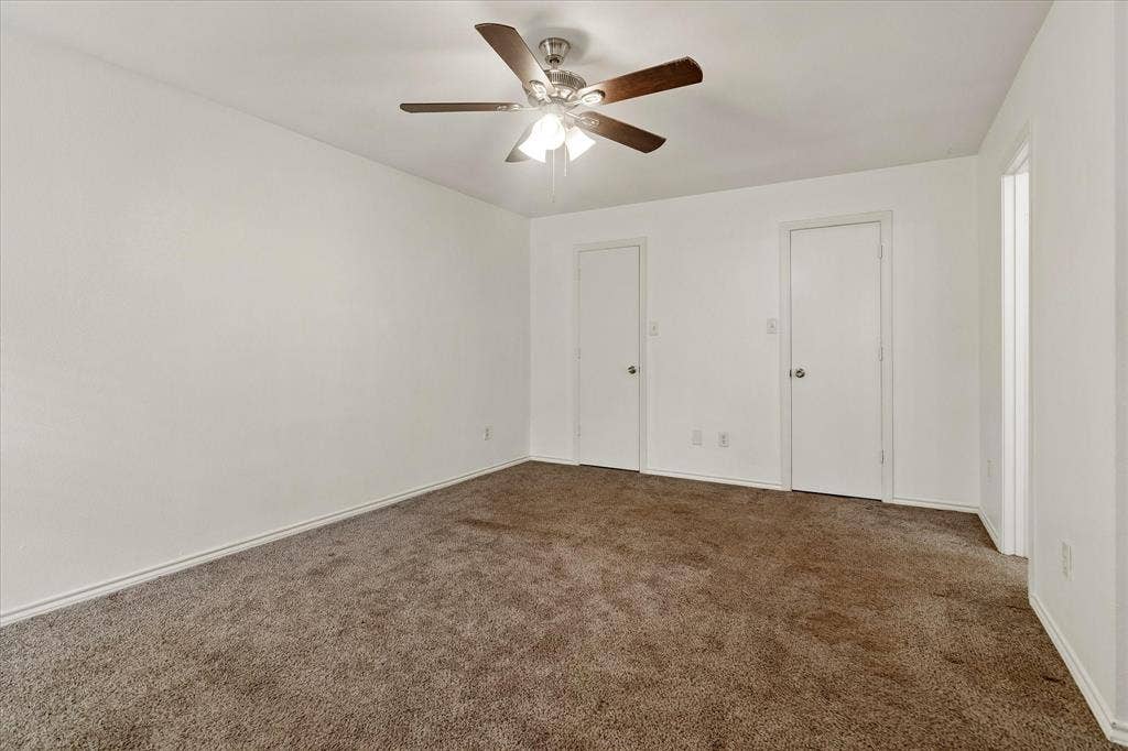 3318 Wells Drive, Plano, TX 75093 3318 Wells Drive, Plano, TX 75093