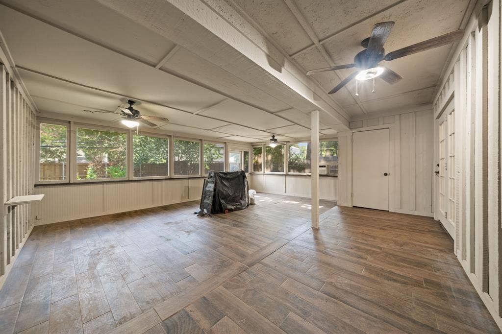 1217 W Redbud Drive, Hurst, TX 76053 1217 W Redbud Drive, Hurst, TX 76053