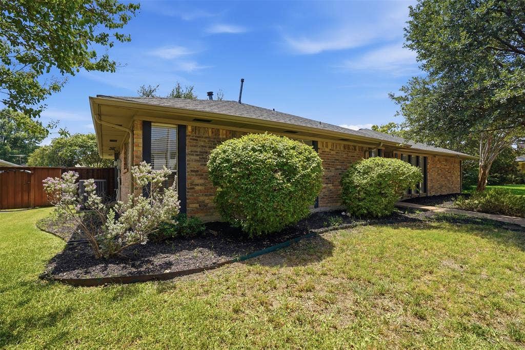 1000 Lexington Drive, Plano, TX 75075 1000 Lexington Drive, Plano, TX 75075