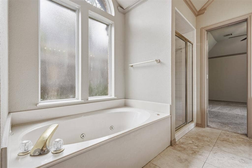 3318 Summergrove Drive, Arlington, TX 76001 3318 Summergrove Drive, Arlington, TX 76001