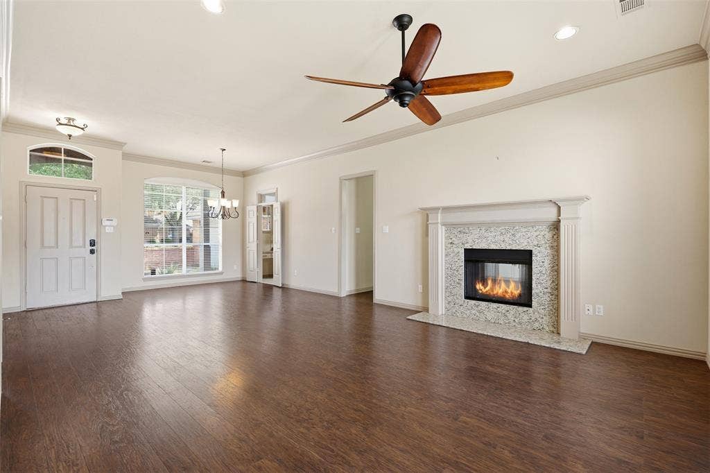 3318 Summergrove Drive, Arlington, TX 76001 3318 Summergrove Drive, Arlington, TX 76001