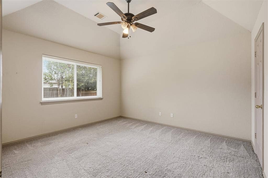3318 Summergrove Drive, Arlington, TX 76001 3318 Summergrove Drive, Arlington, TX 76001