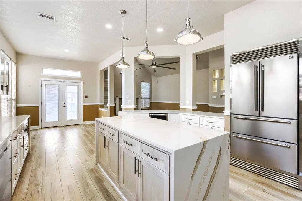 740 White Ash Road, DeSoto, TX 75115 740 White Ash Road, DeSoto, TX 75115