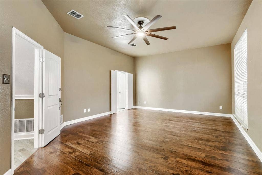 740 White Ash Road, DeSoto, TX 75115 740 White Ash Road, DeSoto, TX 75115