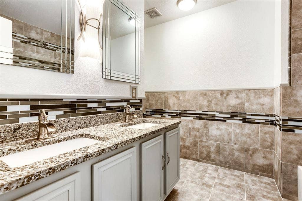 740 White Ash Road, DeSoto, TX 75115 740 White Ash Road, DeSoto, TX 75115