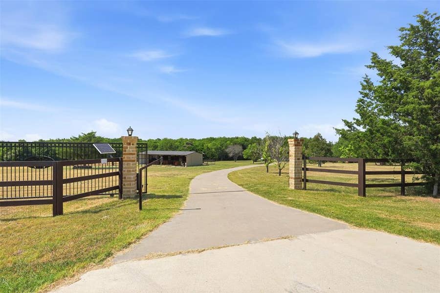 Property photo for 4111 Fm 2862, Anna, TX