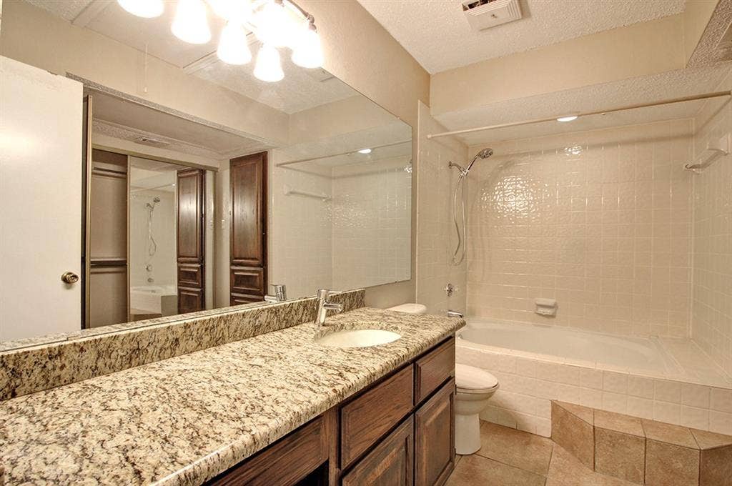 4242 N Capistrano Drive, #135, Dallas, TX 75287 4242 N Capistrano Drive, #135, Dallas, TX 75287