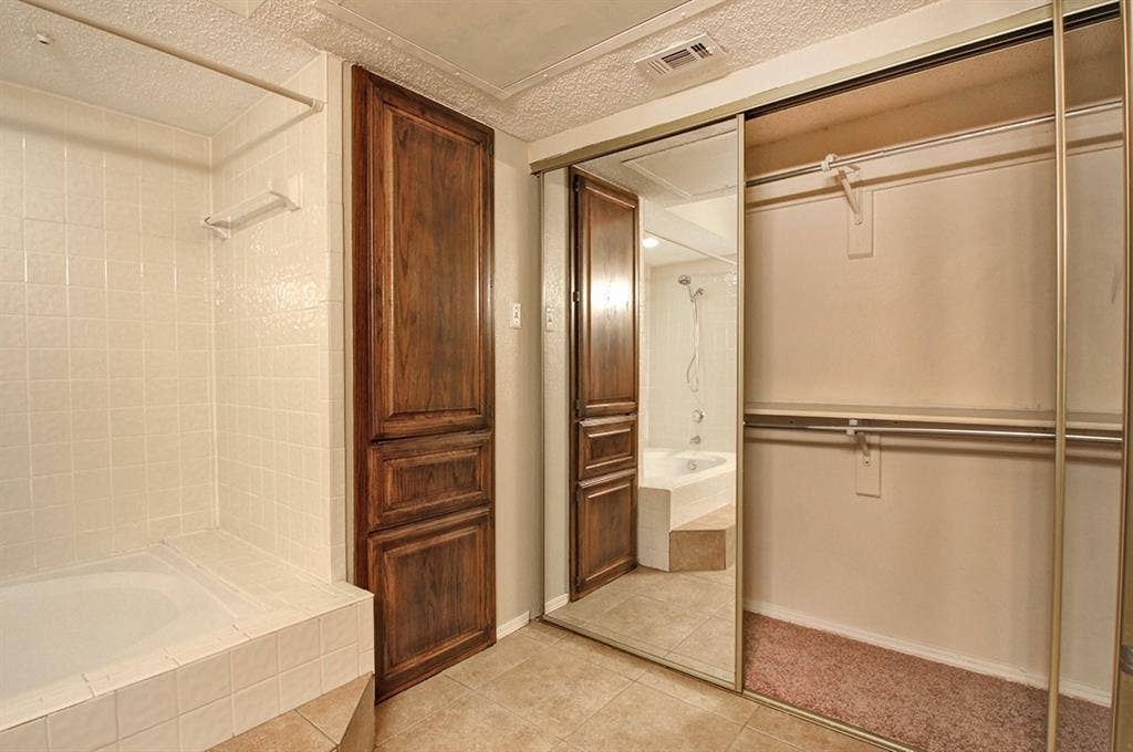 4242 N Capistrano Drive, #135, Dallas, TX 75287 4242 N Capistrano Drive, #135, Dallas, TX 75287