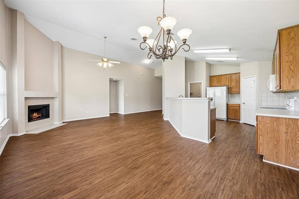 505 Cassia Way, Arlington, TX 76002 505 Cassia Way, Arlington, TX 76002