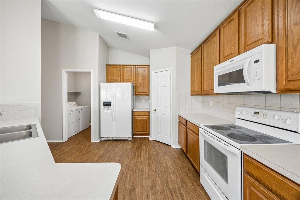 505 Cassia Way, Arlington, TX 76002 505 Cassia Way, Arlington, TX 76002