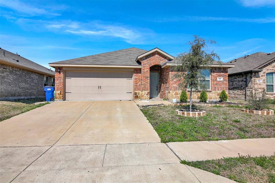 Property photo for 985 Corbitt Lane, Fate, TX