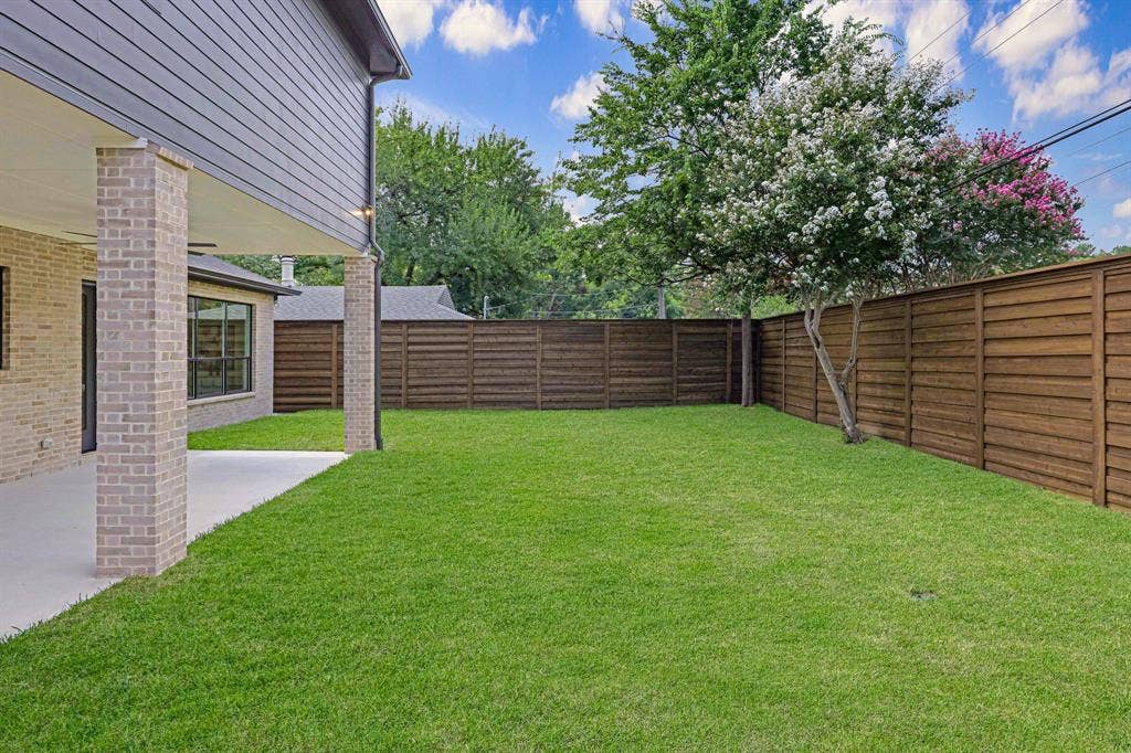 9621 Lanward Drive, Dallas, TX 75238 9621 Lanward Drive, Dallas, TX 75238
