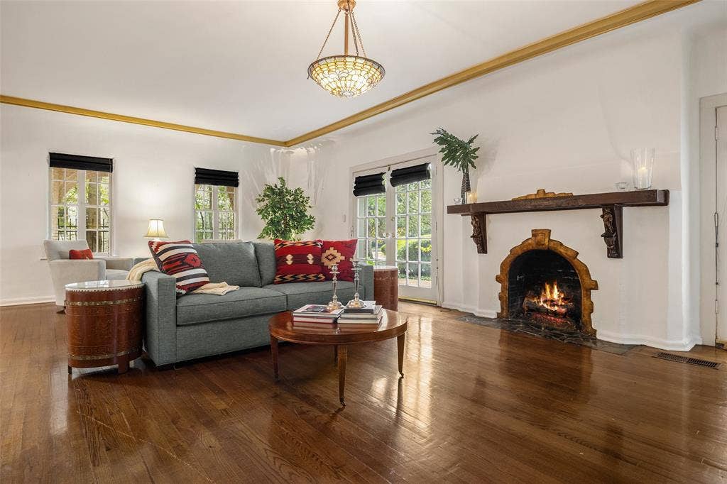 4310 Rawlins Street, Dallas, TX 75219 4310 Rawlins Street, Dallas, TX 75219