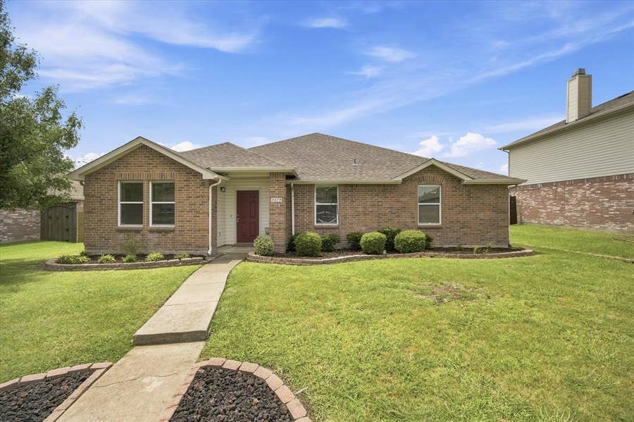 Property photo for 3079 Fallbrook Drive, Rockwall, TX