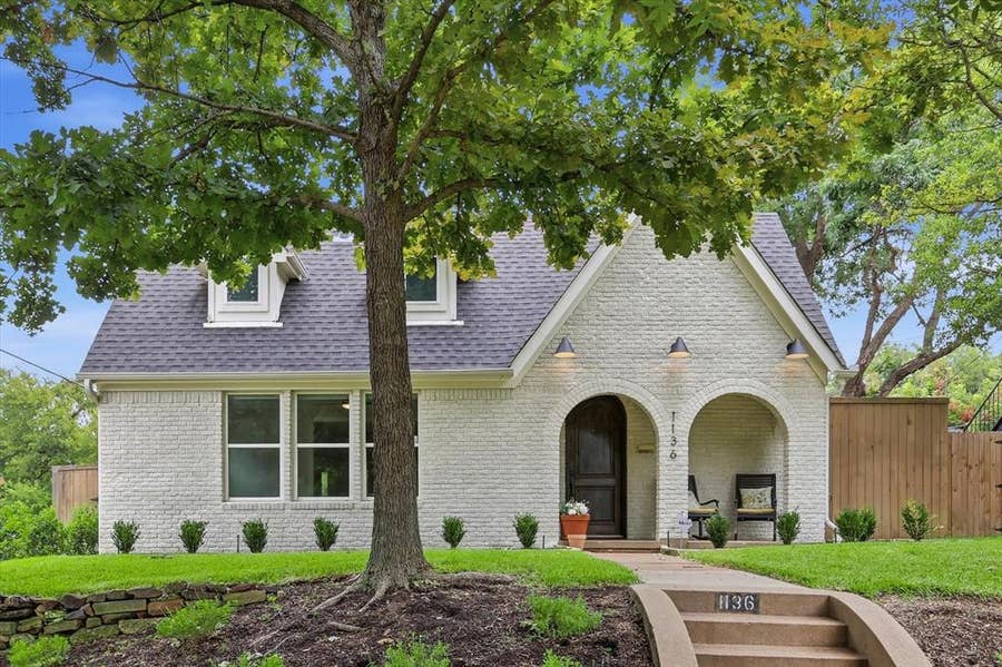 Property photo for 1136 Woodlawn Avenue, Dallas, TX