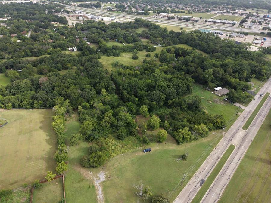 Property photo for 408 fly Street, Seagoville, TX