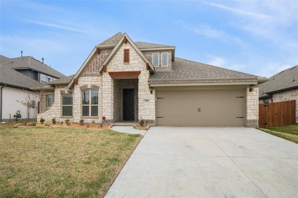 9100 Amistad Lane, Denton, TX 76226 9100 Amistad Lane, Denton, TX 76226
