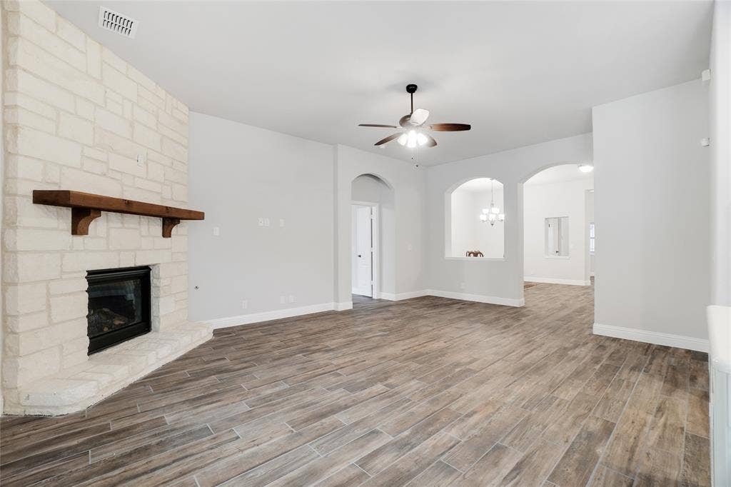 9100 Amistad Lane, Denton, TX 76226 9100 Amistad Lane, Denton, TX 76226